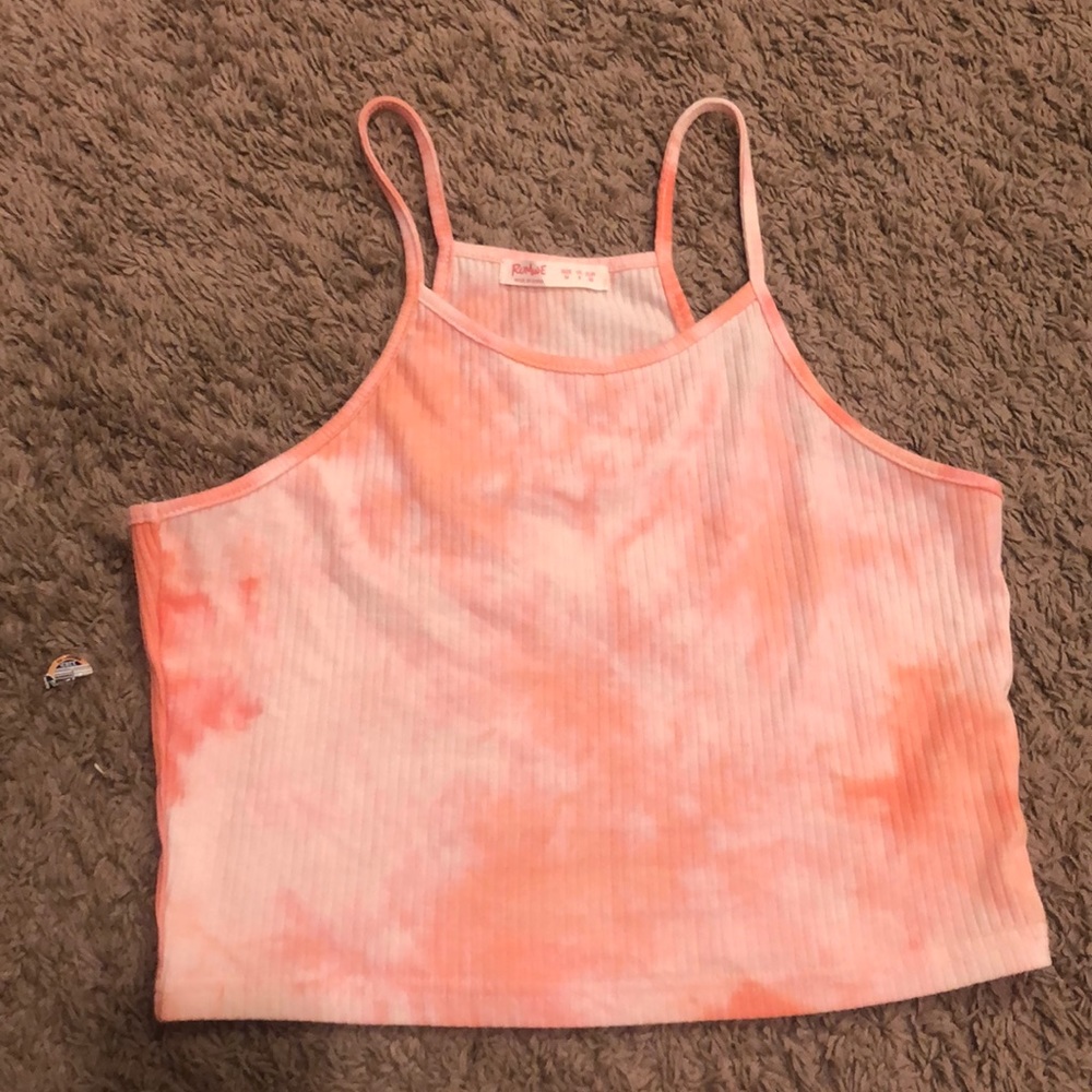 Pink tie-dye tanktop